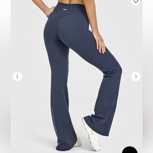 ONER ACTIVE SOFTMOTION™ FLARED BOTTOMS WITH WHITE LOGO